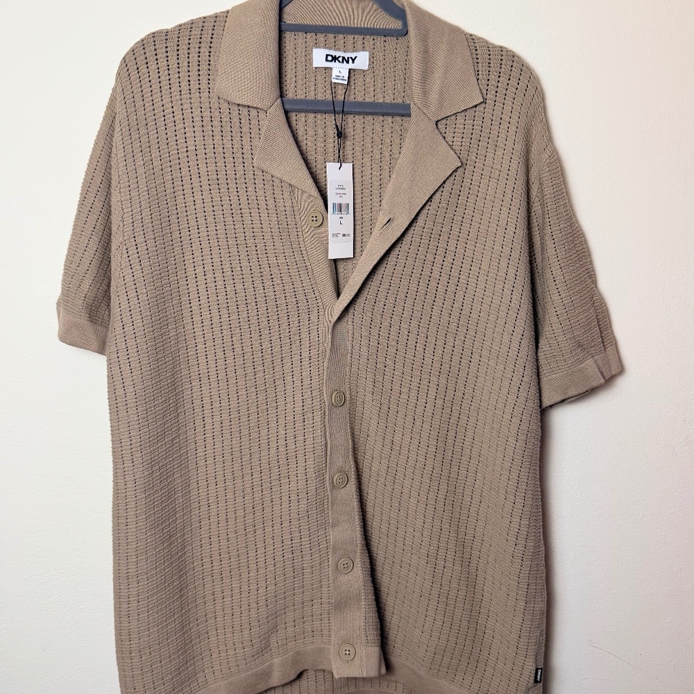 NWT DKNY Men’s Tan/Brown Button-Up Shirt – Size L – 100% Cotton